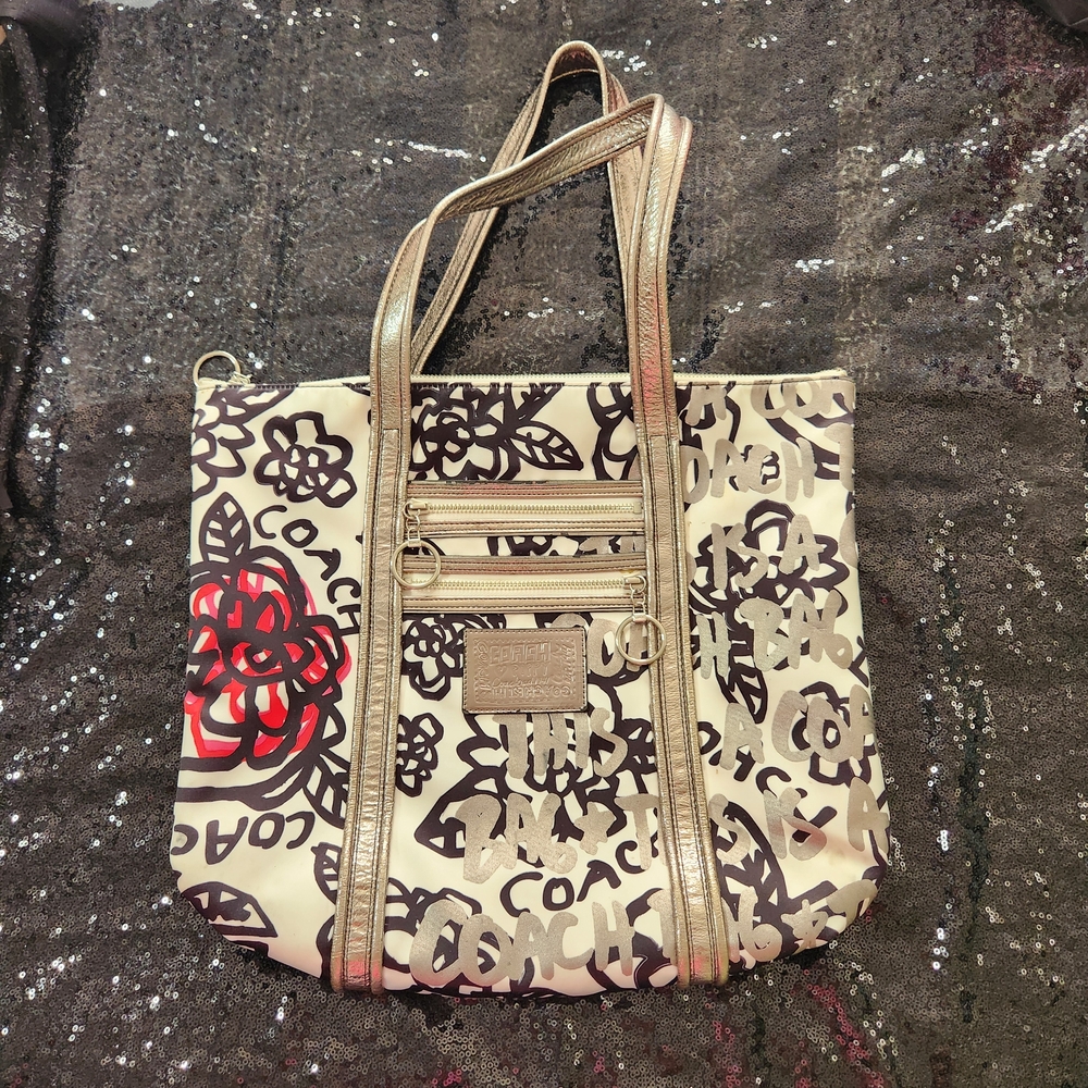 Coach Poppy White Floral Graffiti Design Tote Bag